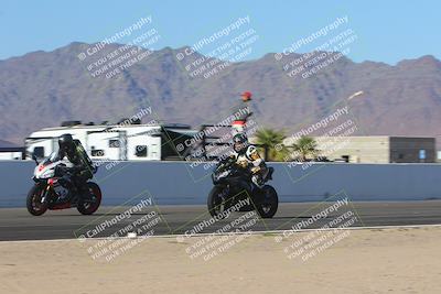 media/Nov-06-2023-Moto Forza (Mon) [[ce023d0744]]/4-Beginner Group/Session 4 (Finish Line Checker)/